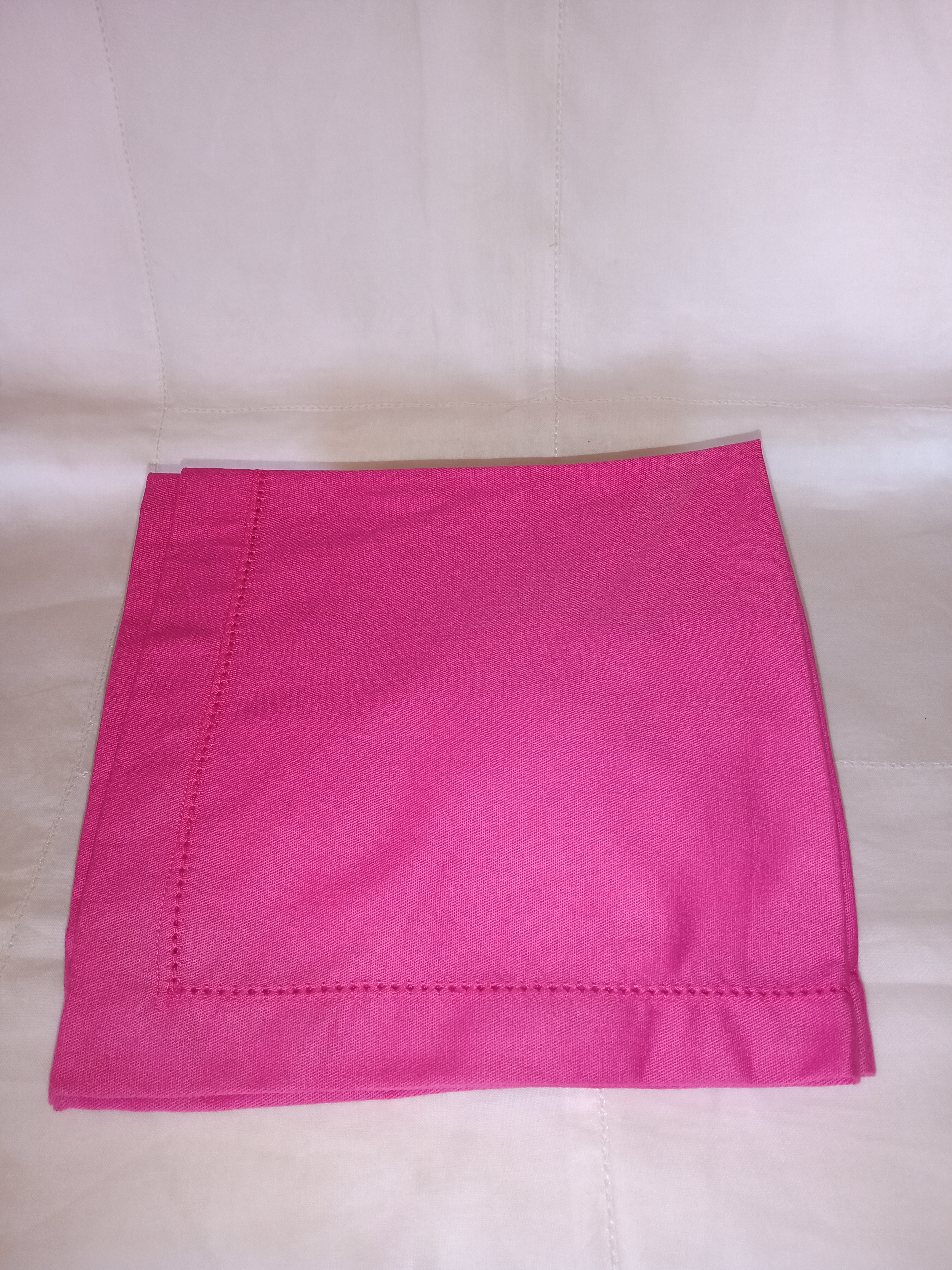 GUARDANAPO PONTO AJOUR 50X50 ROSA PINK